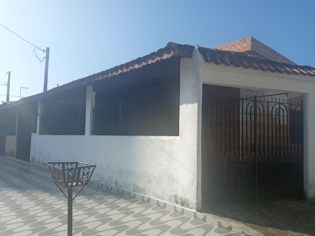 Casa Para Temporada Na Praia Grande Aprox 100 Mts Da Praia Villa Exterior photo